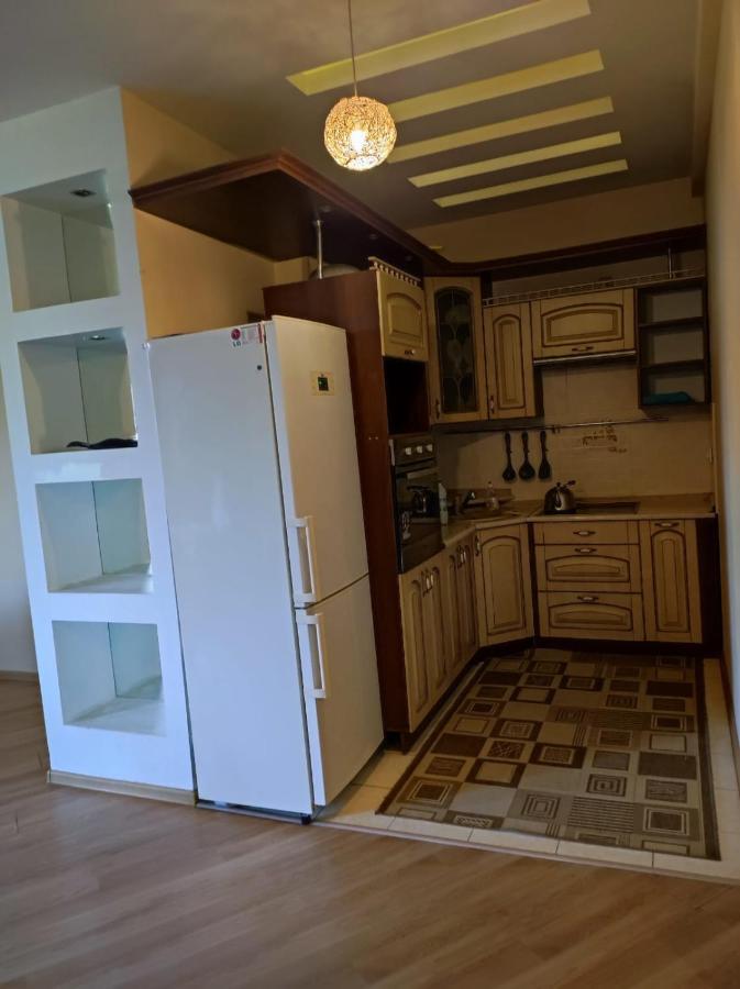 2 Room Flat Almaty Luaran gambar